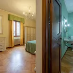 Ponte Vecchio 3 Bedroom Appartement *