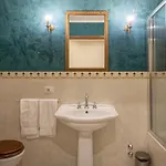 Ponte Vecchio 3 Bedroom Appartement *