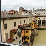 Ponte Vecchio 3 Bedroom * Florence
