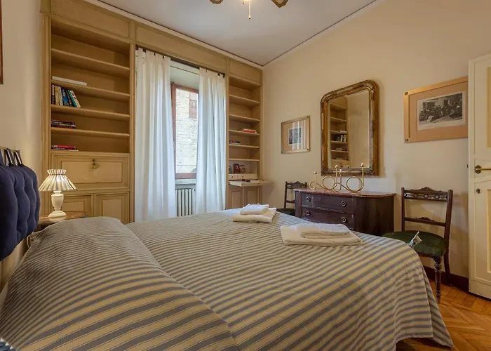 Ponte Vecchio Luxury Ii