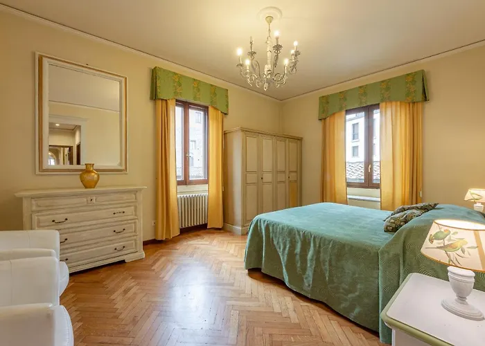 Ponte Vecchio Luxury Ii *